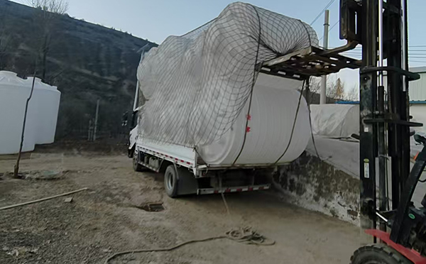 通渭塑料桶批量交付案例：满足多行业高标容器需求的一站式解决方案