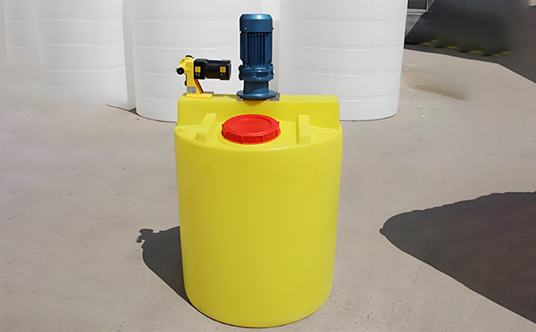 通渭加药桶定制选型要点与行业应用技术指南